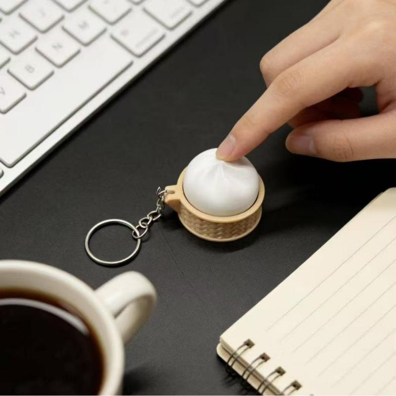 Colorful Bun Clicker Keychain  - Car Accessories Bunnings avaliação e preço